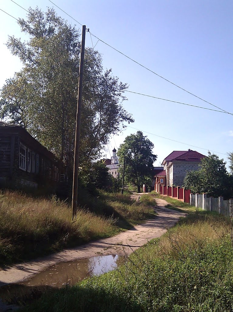 ул. Серёгина, подъём в центр города, август 2012