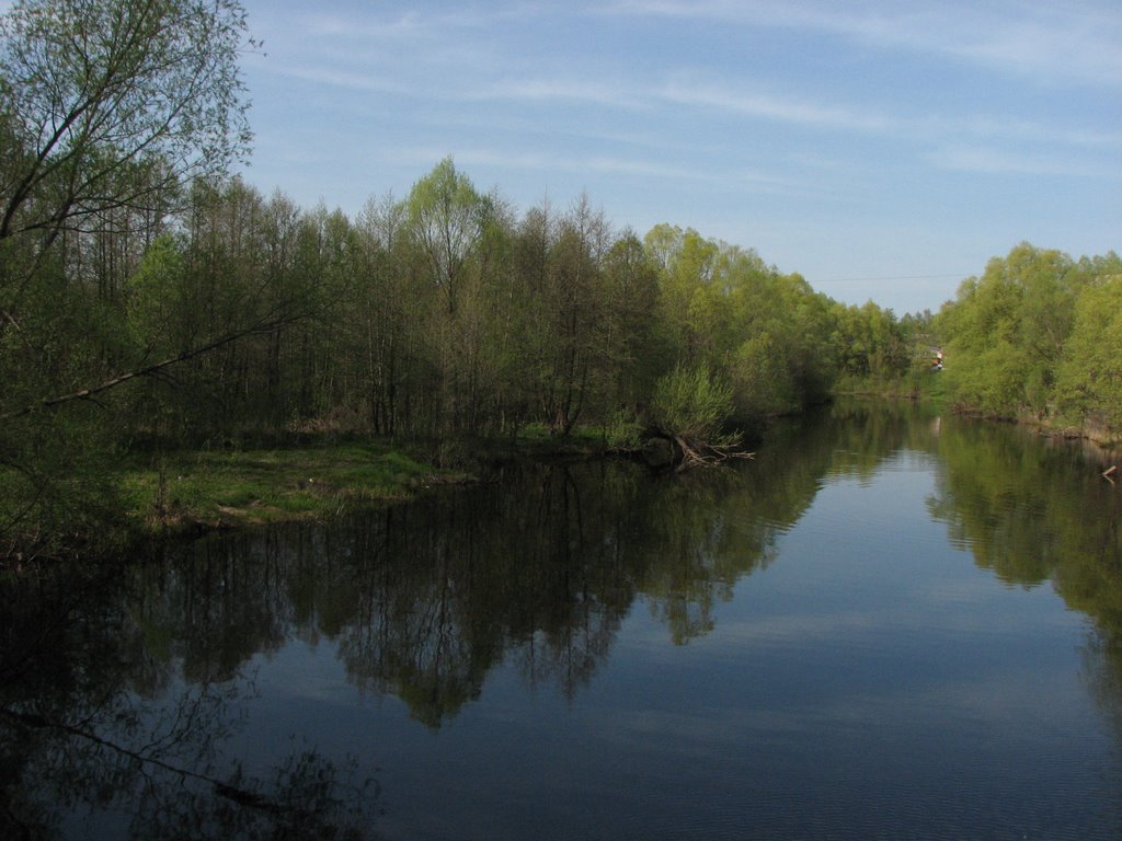 Вид на Реку Унжу с Фабричного моста (The Unzha River. A view from the Factory bridge)
