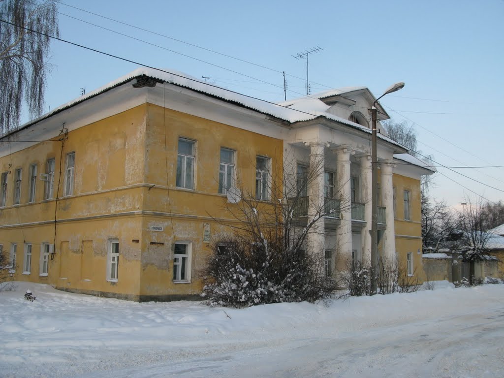 Old manor