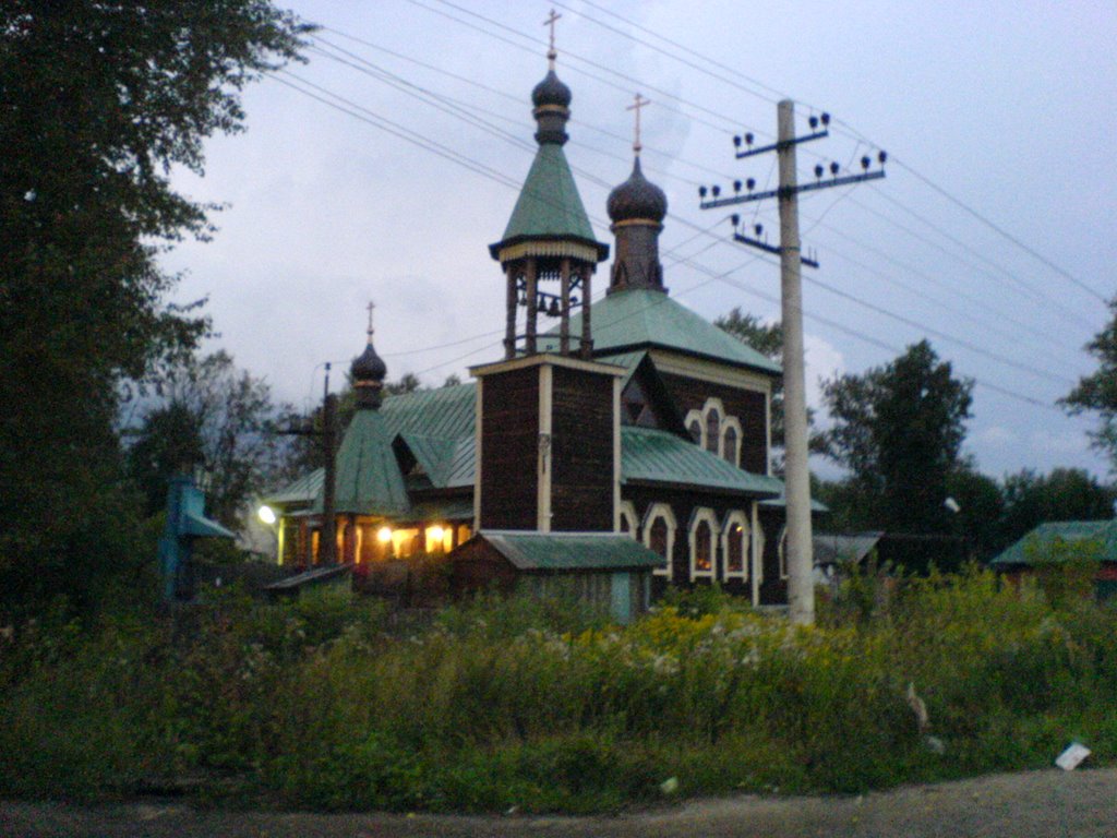 Церковь у станции в Петушках