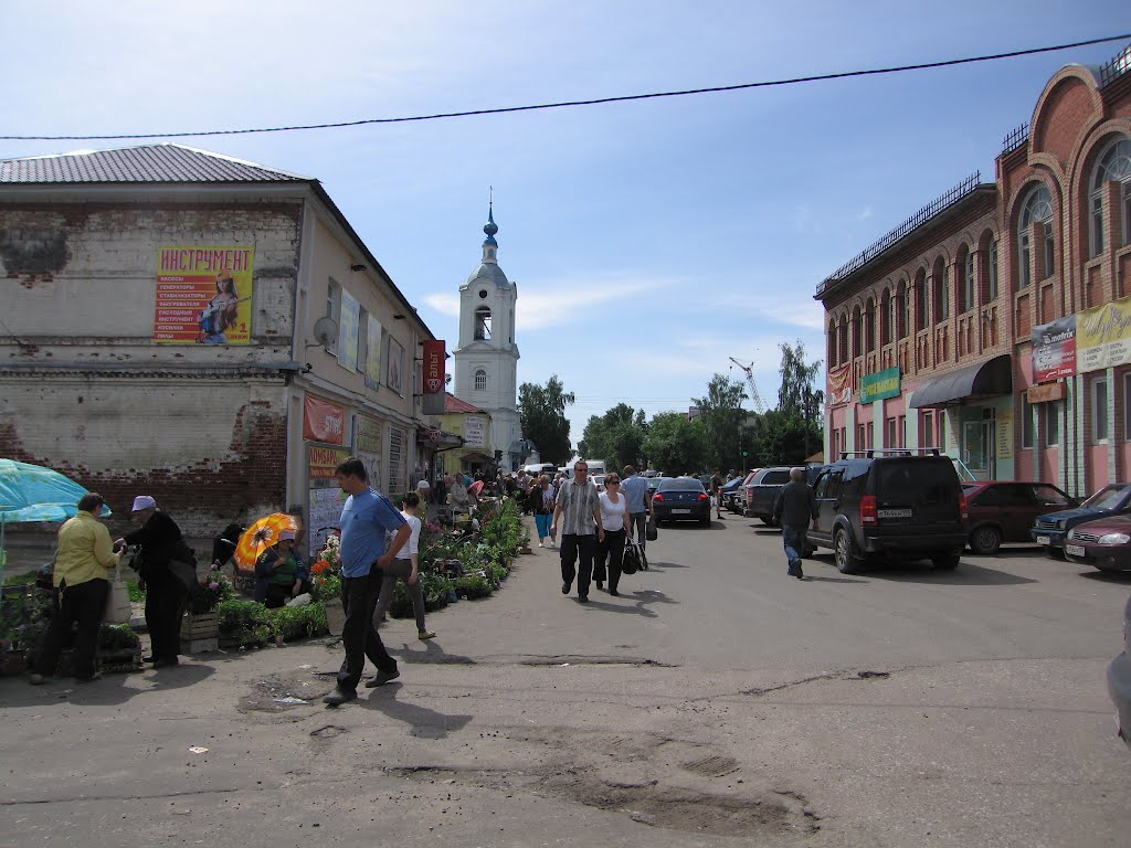 Покров, бойкая торговля