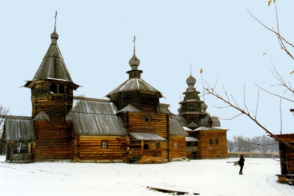 Goldener Ring: Holzkirche in Suzdal