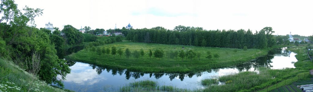 Kamenka-river view. Pan.5