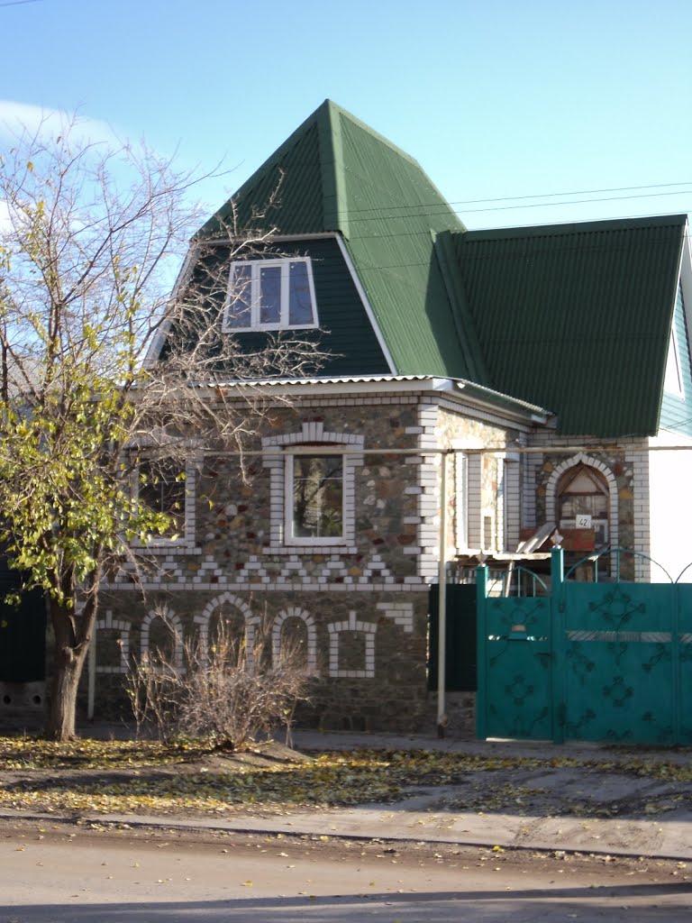 Интересный дом