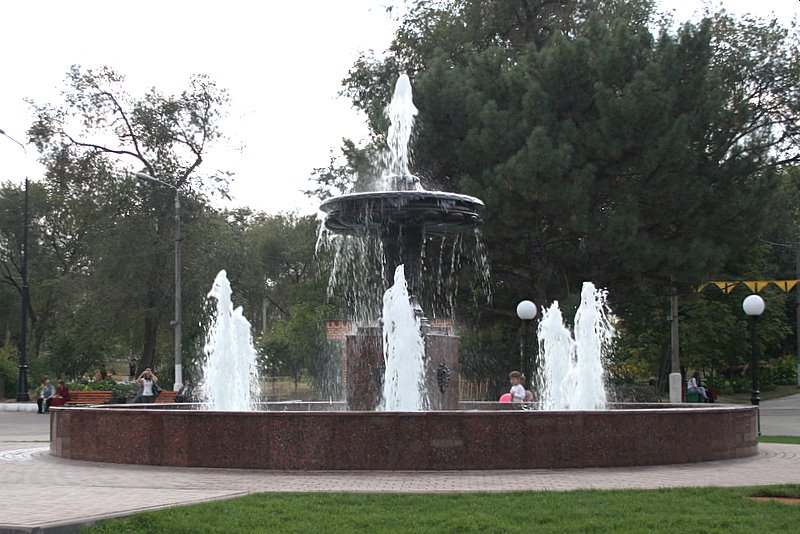 Фонтан в парке
