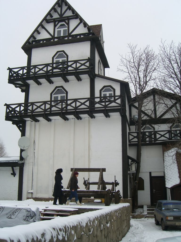 Mikhailovka. Camelot Restaurant