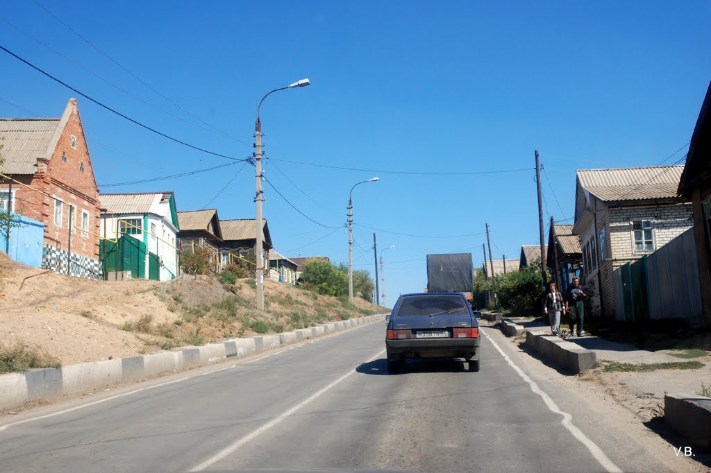 пос. Сред. Ахтуба.  Фото Виктора Белоусова