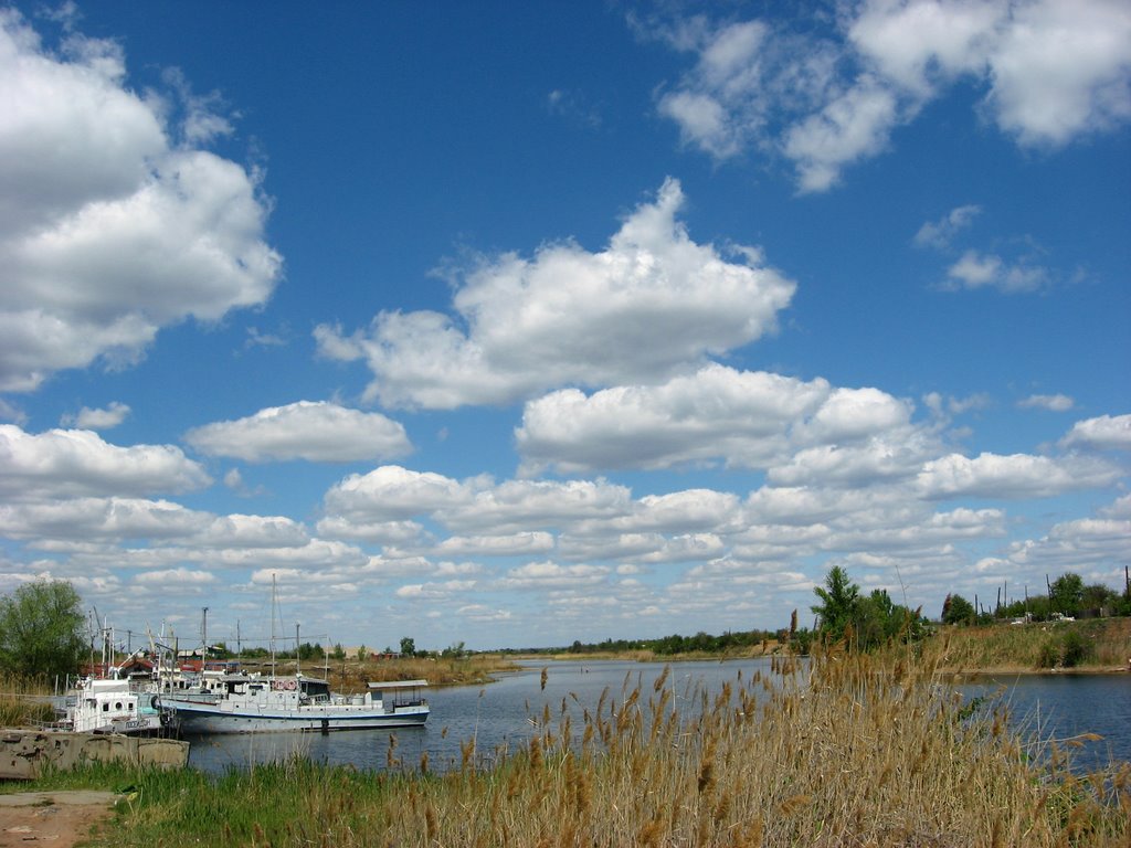 Судоходный канал, Волжский. Shipping canal.