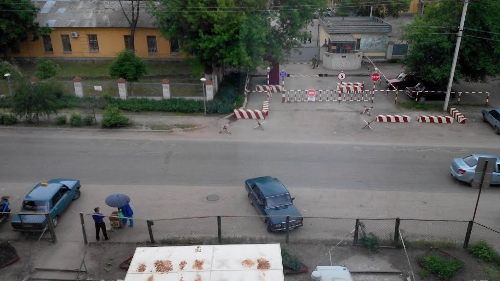 Вид из центральной поликлиники...