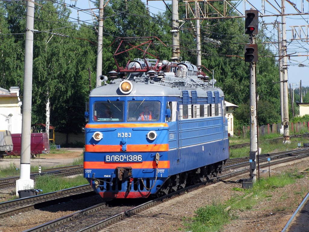 27.VI.2009. Электровоз ВЛ60К-1386 [e-locomotive VL60K-1386], станция Бабаево [station Babaevo]