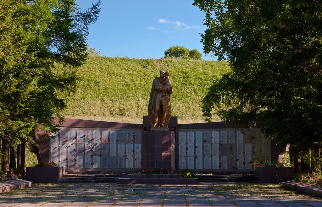 Memorial in Belozersk, June-2010