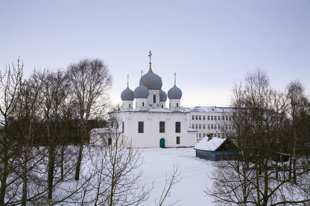 Белозерск. Спасо-Преображенский собор (1667г.)