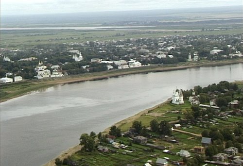 View to Sukhona river and Velikiy Ustyug from airplane