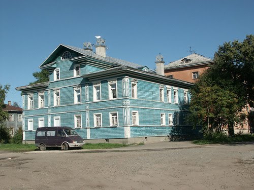 Россия: Вологда: Заречье: ул.Некрасова,1; 16:44 13.07.2006