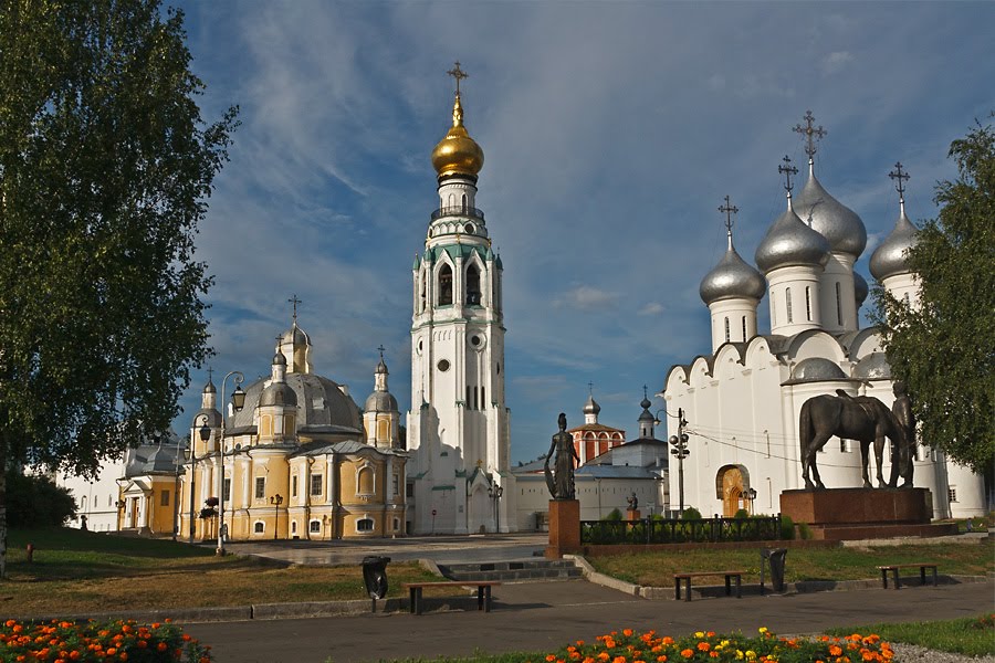 У Кремля Вологды