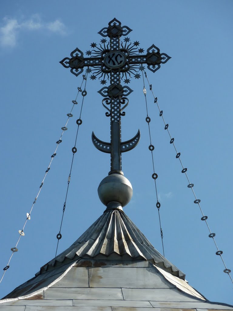 Vytegra. Cross at the Cathedral / Крест на соборе Сретения Господня