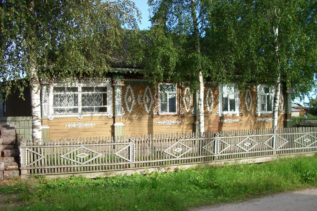 В доме, где резной палисад... / Vytegra. In the house where carved palisade...