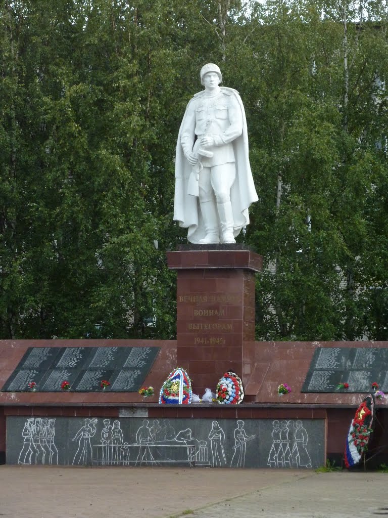 Вытегра. Памятник воинам-вытегорам / Monument to fallen soldiers (1941-1945) from the town Vytegra
