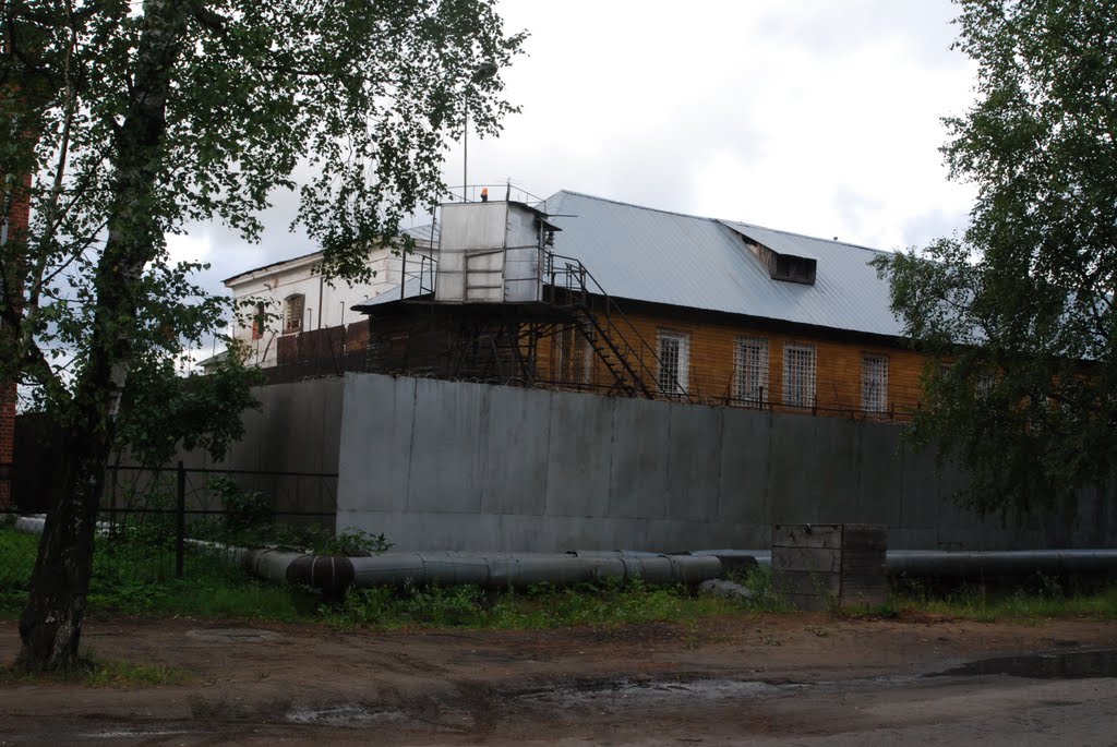 Устюжна. Зона.