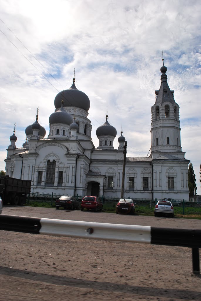 Храм