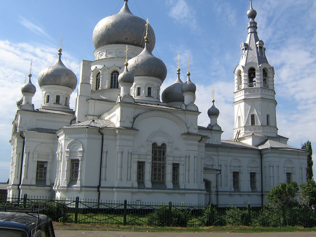 Храм в п.г.т. Анна