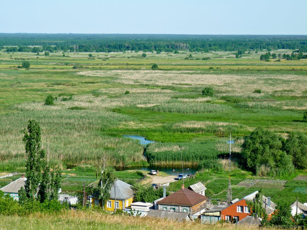пляж от церкви Покрова Пресвятой Богородицы