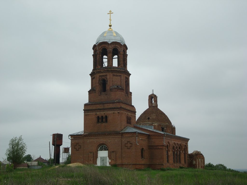 Бобров.Храм в Азовке.