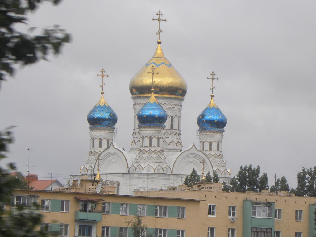 Храм