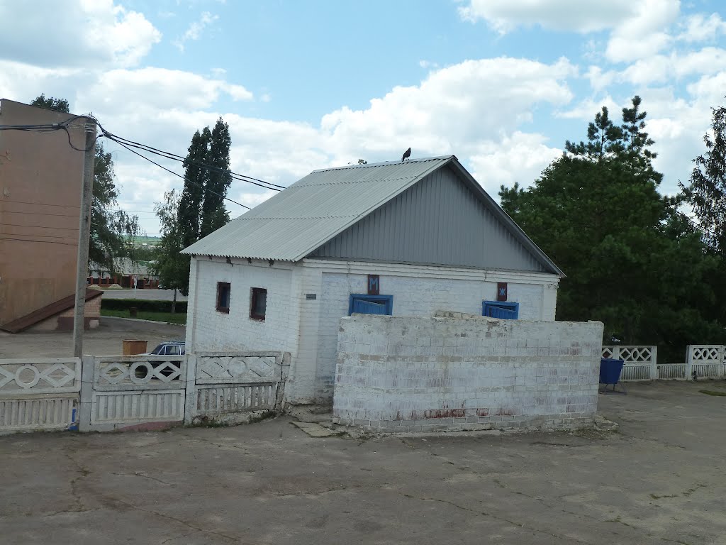 Старый станционный туалет в Кантемировке