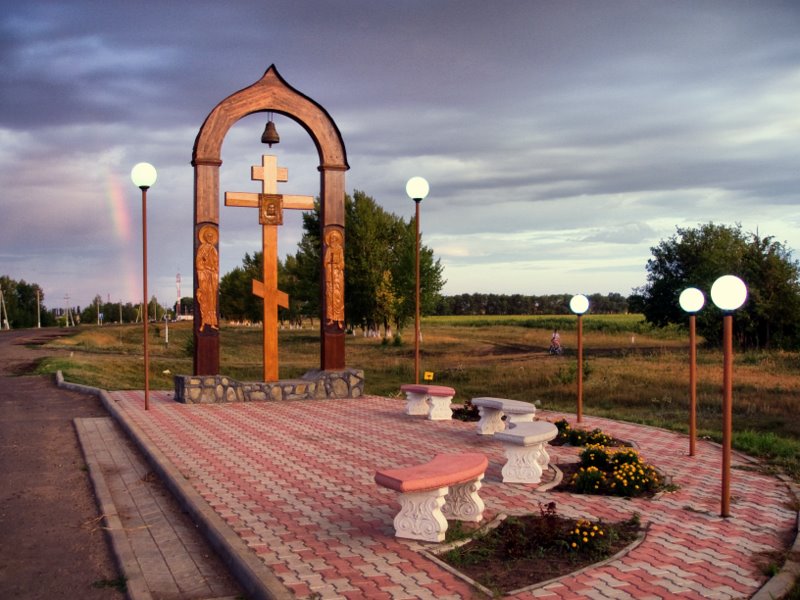 На въезде.