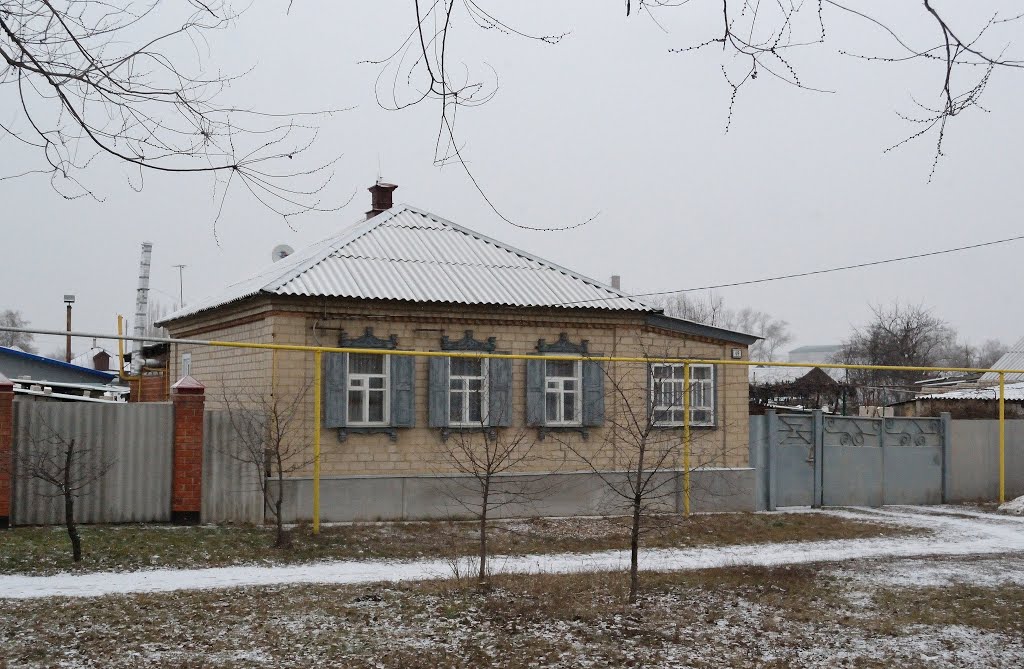 Чей-то дом