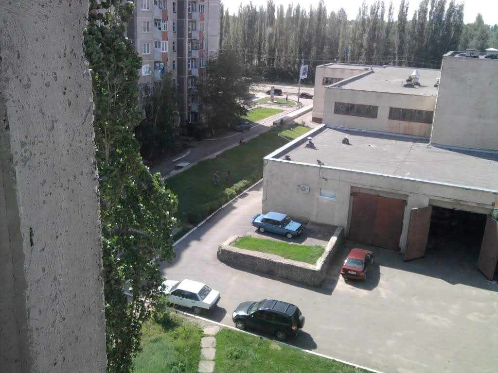 ул.Простеева, смотрю из окна, Чаплиев АЛ
