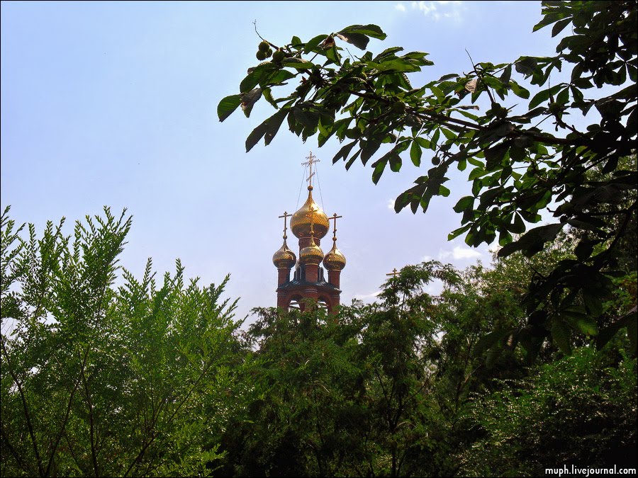 Храм