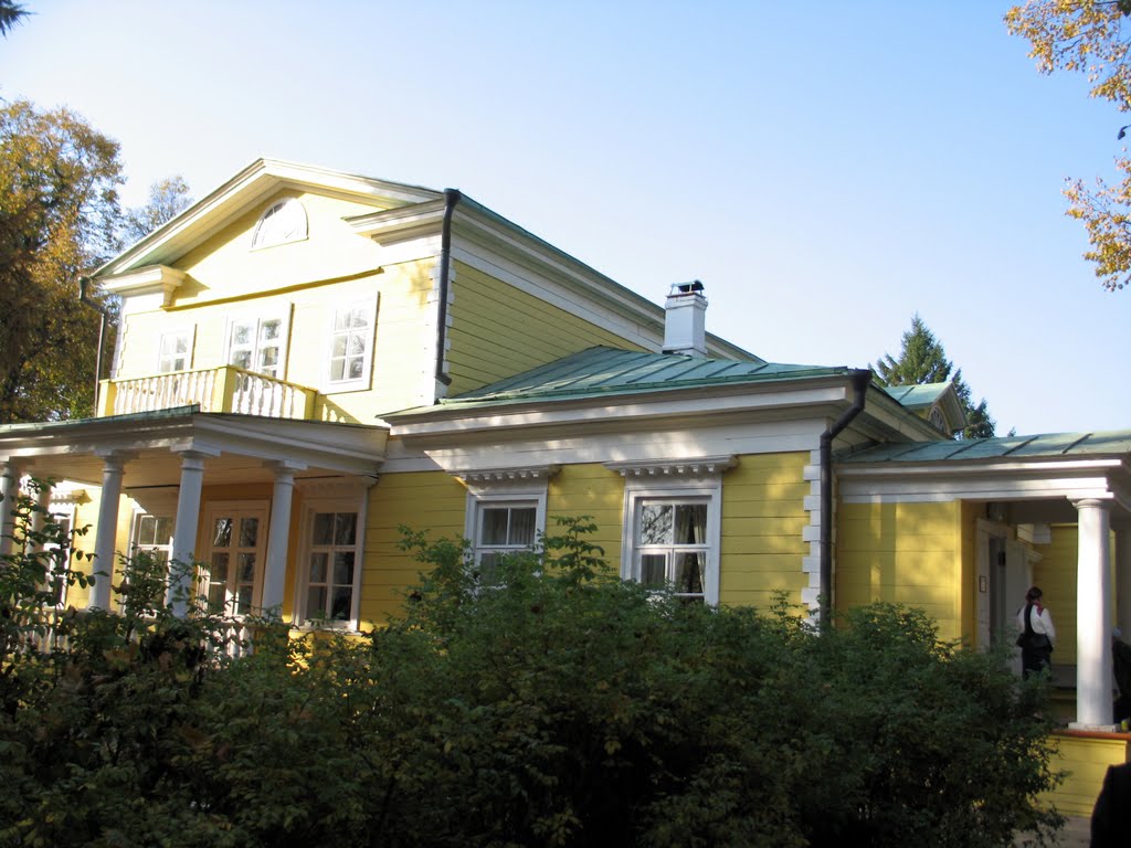 2005-10 Болдино барский дом
