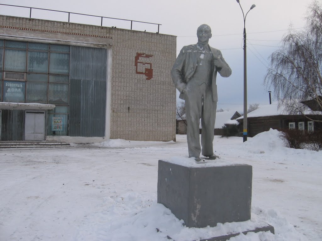 Большое Мурашкино памятник Ленину