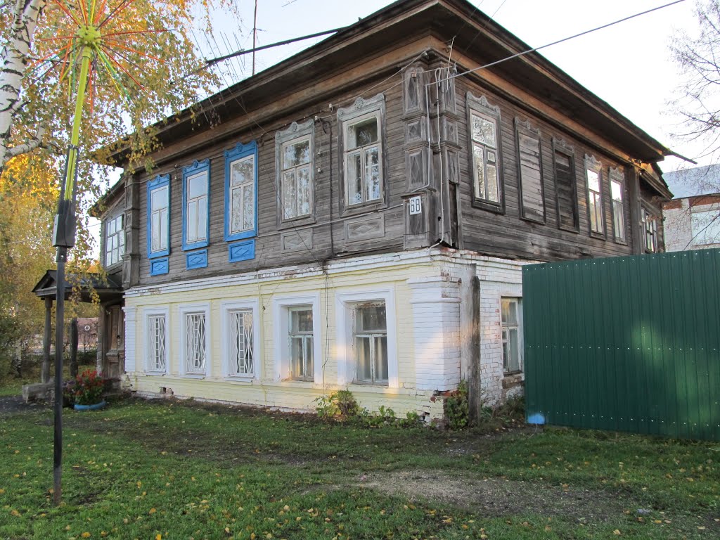 ул. Свободы, 68