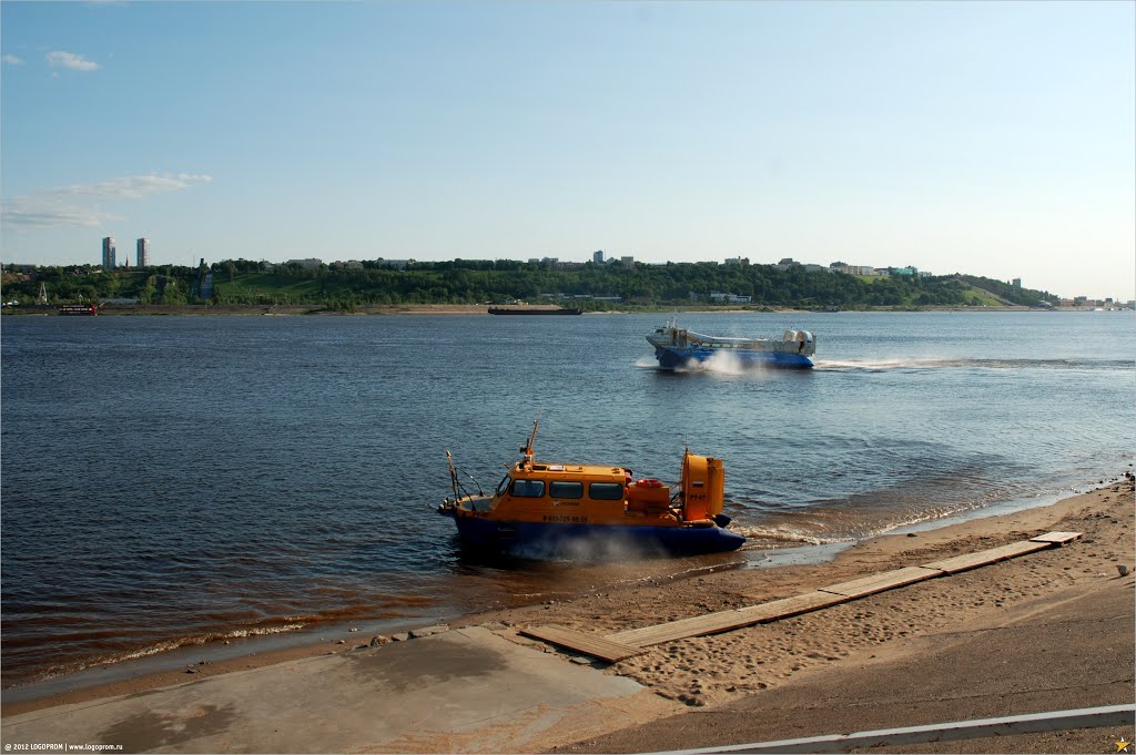 Скоростная СВП-переправа Н.Новгород - Бор // Fast hovercraft crossing between Nizhniy Novgorod and Bor