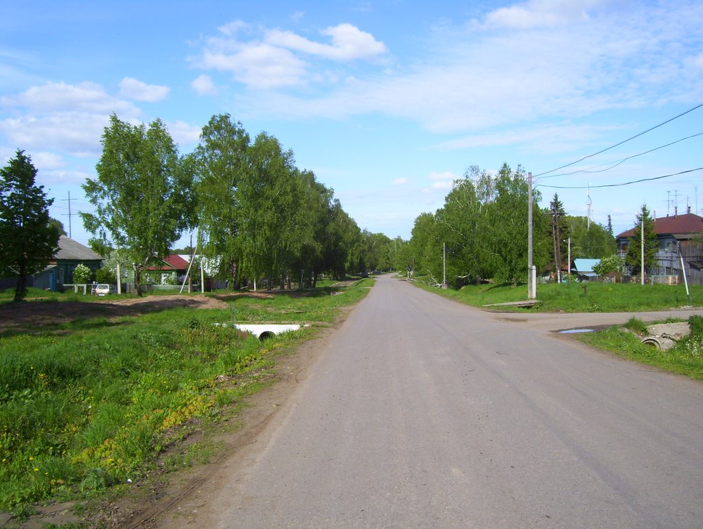 Sovetskaya St looking towards Khmelevka