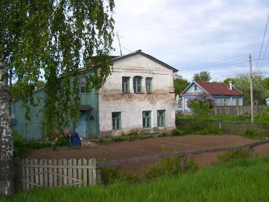 Possibly an 18-century house