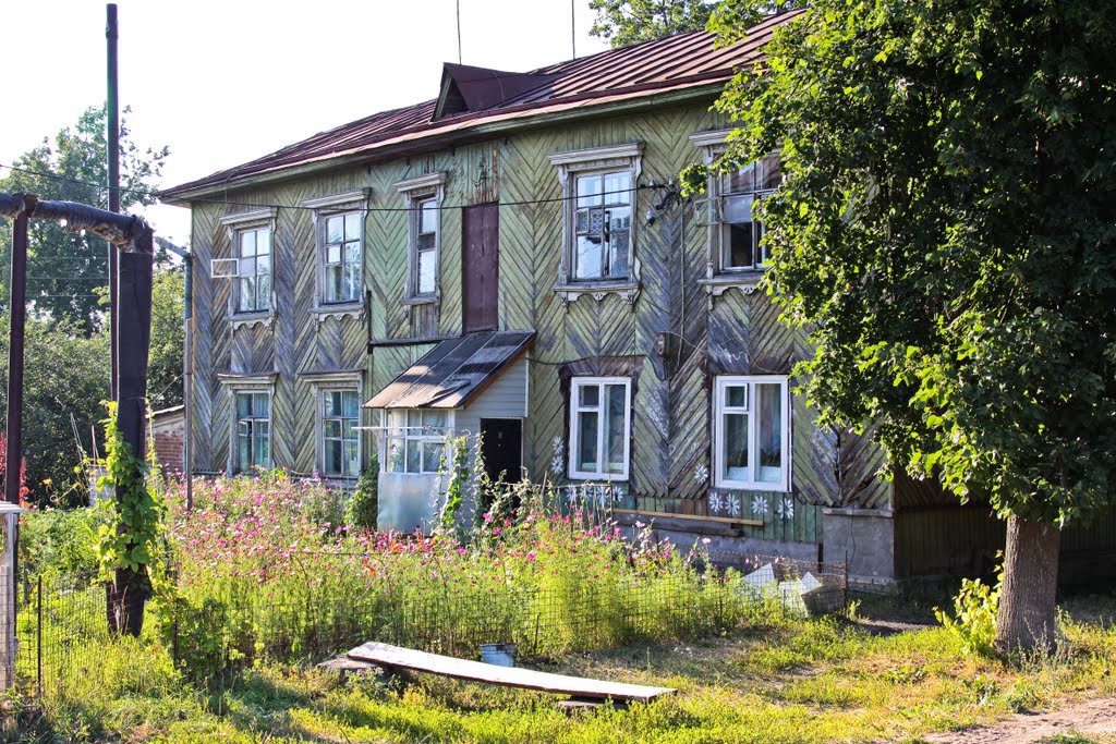 house, russian countryside
