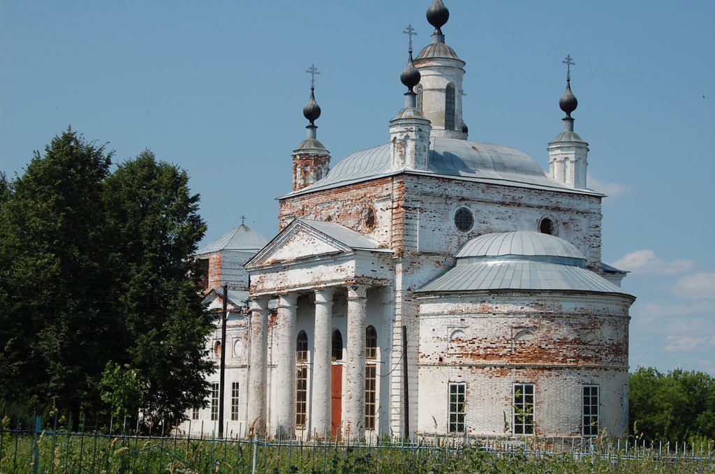 Храм в Горбатове
