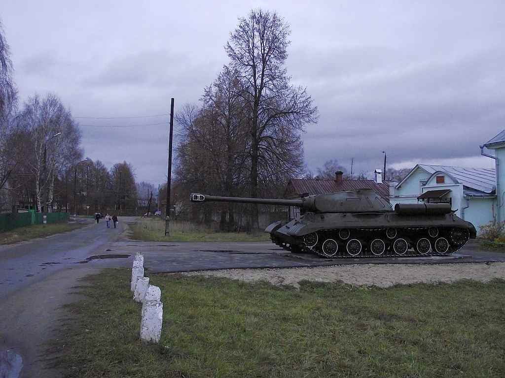 Танки в городе!