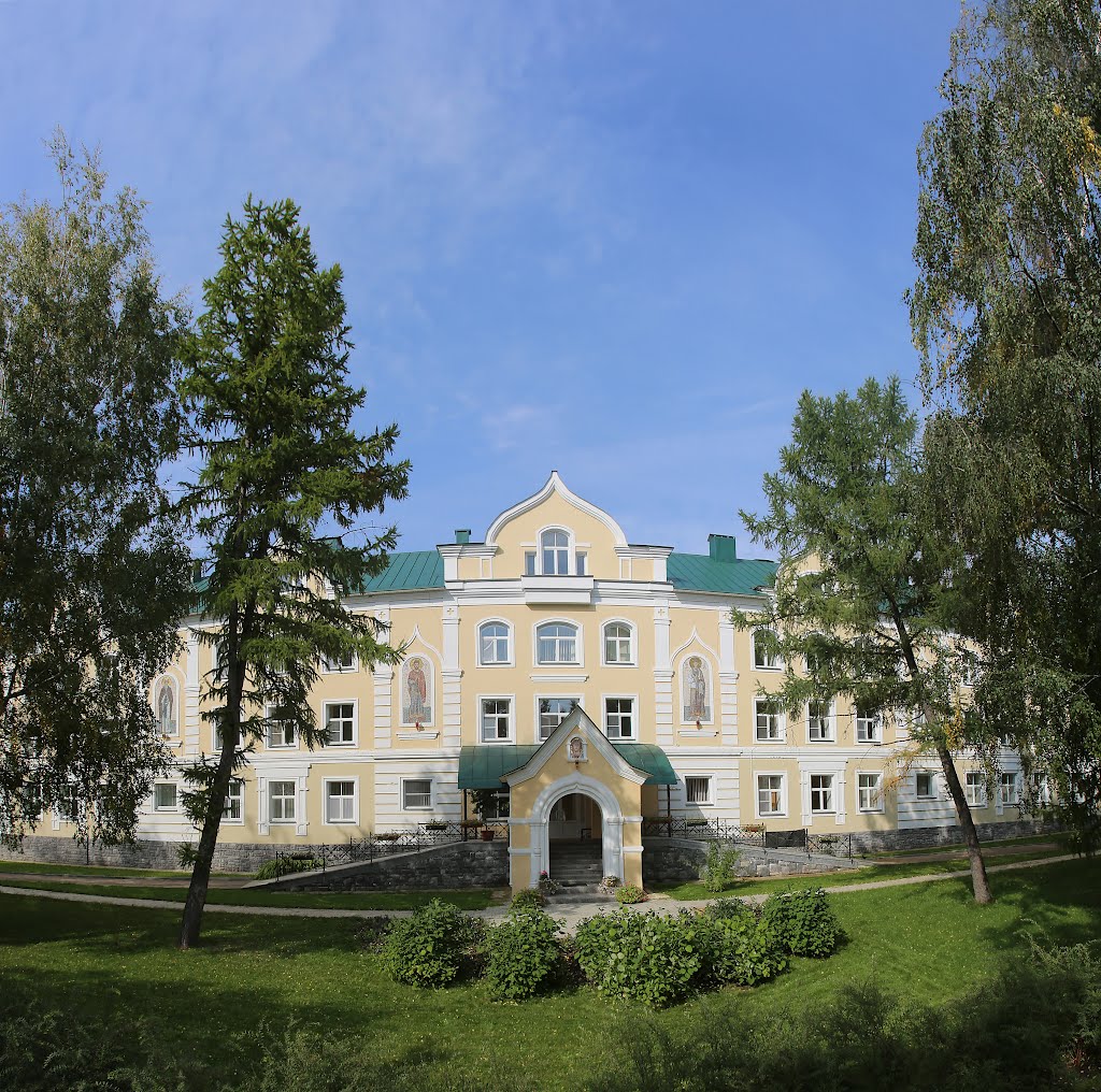 Свято-Троицкий Серафимо-Дивеевский монастырь
