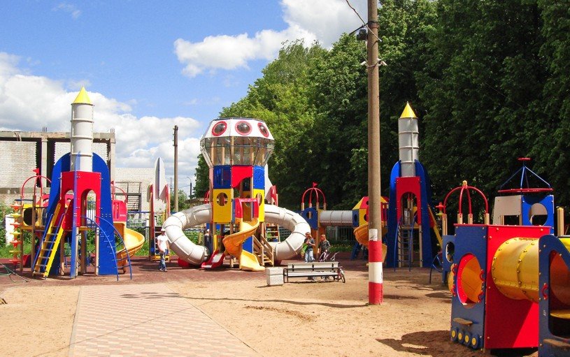 ДЕТСКИЙ ГОРОДОК "БАЙКОНУР"