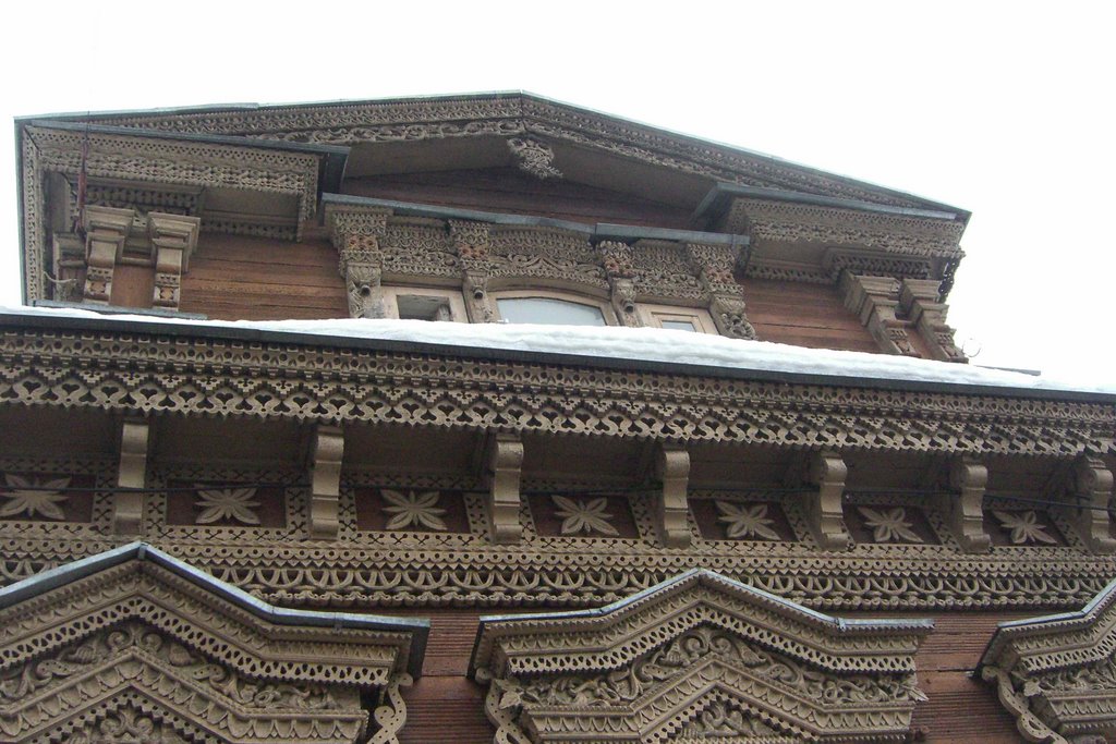 Russia, Nizhny Novgorod, a wooden house on the Ilinskaya Str.
