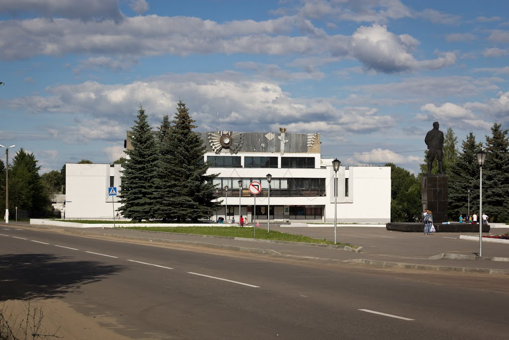 Площадь (2012.07.01)