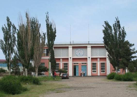 Каспийск. Вход на стадион