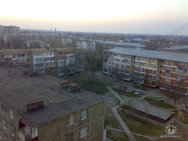 Двор