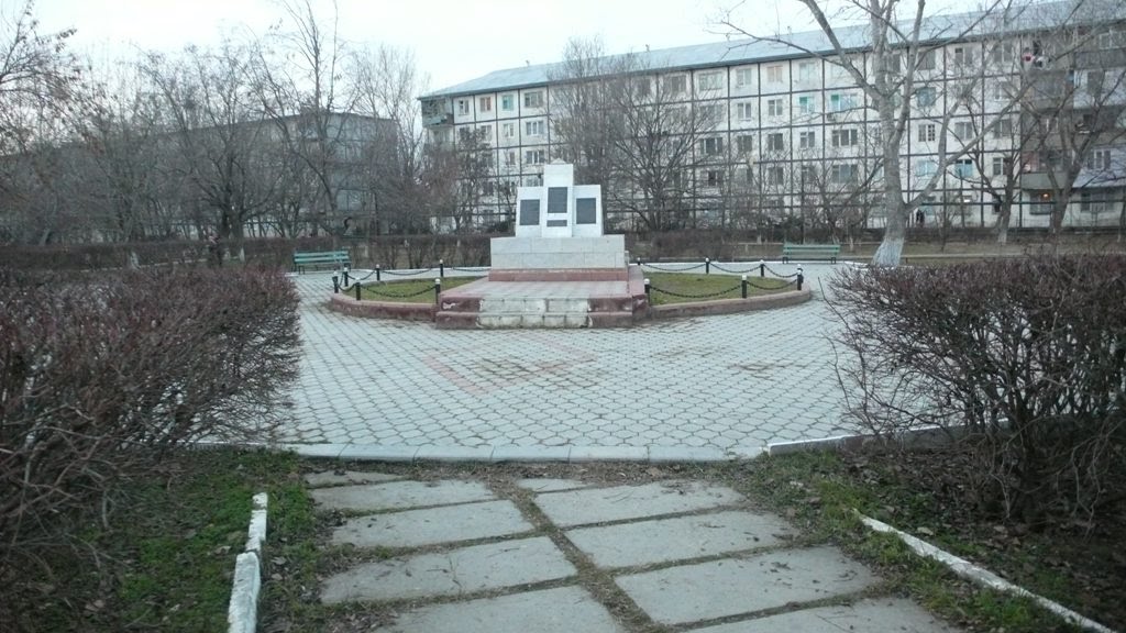 Памятники