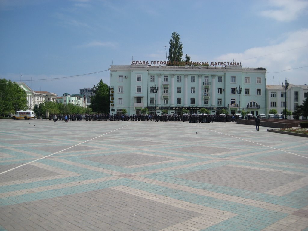 "Ментовской" сбор в Махачкале